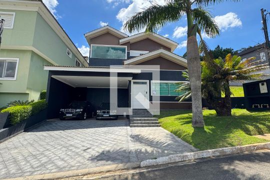 Fachada de casa de condomínio à venda com 4 quartos, 403m² em Parque Sinai, Santana de Parnaíba