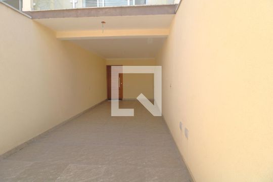 Garagem de casa à venda com 3 quartos, 100m² em Jardim Santa Cruz (campo Grande), São Paulo