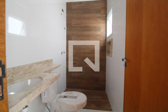 Banheiro da suíte de casa à venda com 3 quartos, 100m² em Jardim Santa Cruz, São Paulo