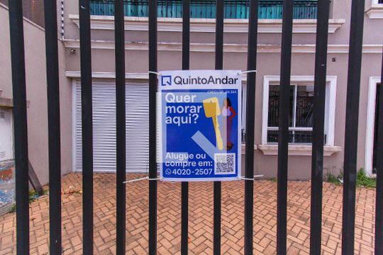 Fachada de casa à venda com 12 quartos, 600m² em Mooca, São Paulo