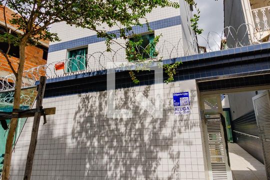Fachada de apartamento para alugar com 2 quartos, 130m² em Alto Caiçaras, Belo Horizonte