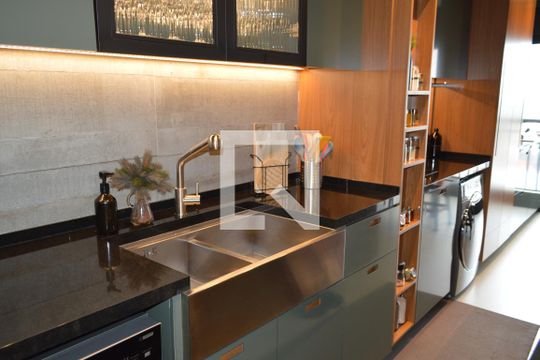 Cozinha de apartamento à venda com 2 quartos, 62m² em Vila Dom Pedro I, São Paulo