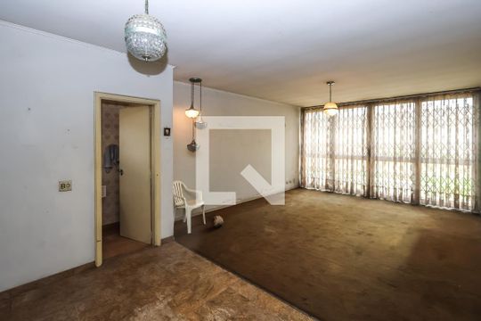 Casa à venda com 5 quartos, 380m² em Sacomã, São Paulo