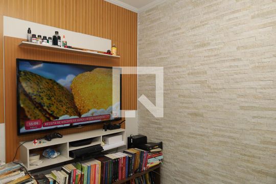 Sala de casa à venda com 3 quartos, 200m² em Vila Brasil, São Paulo