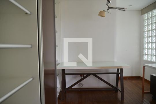 Quarto Suite 4 de apartamento para alugar com 6 quartos, 440m² em Jardim, Santo André