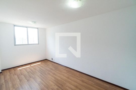 Sala de apartamento à venda com 2 quartos, 60m² em Vila Guarani (zona Sul), São Paulo