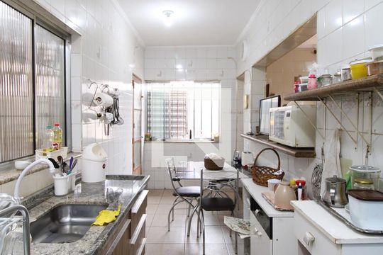 Cozinha de casa à venda com 3 quartos, 100m² em Bortolândia, São Paulo
