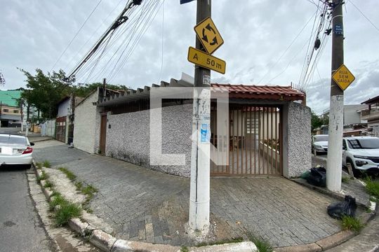 Fachada de casa à venda com 3 quartos, 100m² em Bortolândia, São Paulo