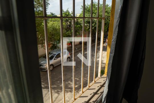 Quarto de apartamento para alugar com 1 quarto, 300m² em Rocha Sobrinho, Mesquita