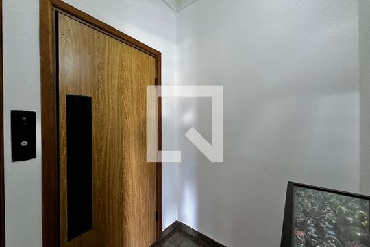 Hall Social Apartamento de apartamento à venda com 4 quartos, 195m² em Chácara Santo Antônio, São Paulo