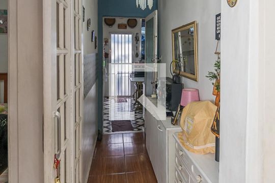 Corredor de casa à venda com 4 quartos, 200m² em Brás de Pina, Rio de Janeiro