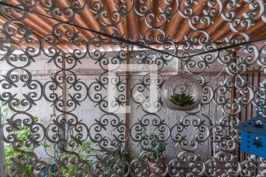 Vista do Quarto 3 de casa à venda com 4 quartos, 200m² em Brás de Pina, Rio de Janeiro