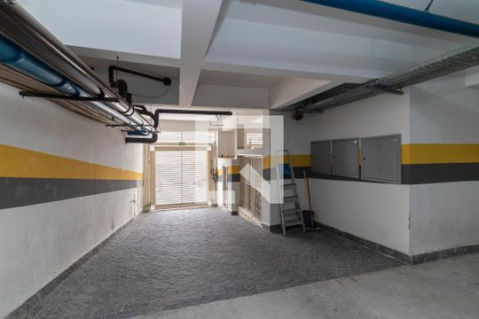 Garagem de apartamento para alugar com 2 quartos, 44m² em Parque Cruzeiro do Sul, São Paulo