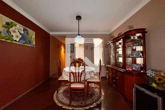 Sala de casa para alugar com 3 quartos, 309m² em Parque Novo Oratório, Santo André