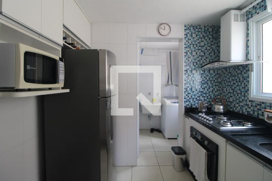 Cozinha de apartamento à venda com 2 quartos, 73m² em Jardim Ubirajara, São Paulo