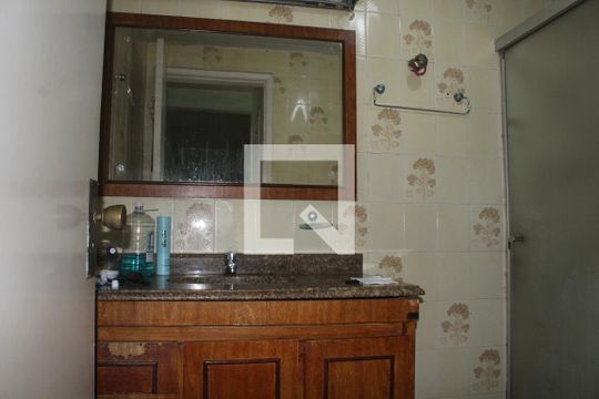 Banheiro de apartamento à venda com 1 quarto, 70m² em Santana, São Paulo