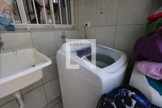 Área de Serviço de casa à venda com 2 quartos, 242m² em Parque São Lucas, São Paulo