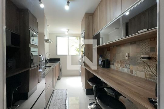 Cozinha e Área de Serviço de apartamento à venda com 2 quartos, 57m² em Chácara Belenzinho, São Paulo