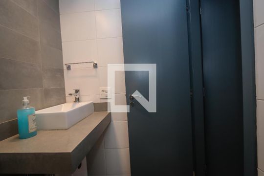 Banheiro da Suite 2 de apartamento à venda com 2 quartos, 127m² em Jardim Caboré, São Paulo