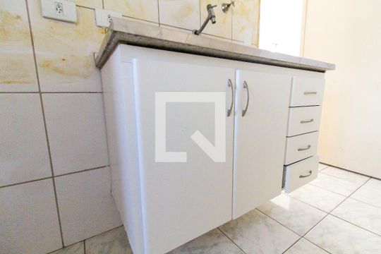 Cozinha de apartamento para alugar com 2 quartos, 46m² em Vila Nova Curuca, São Paulo