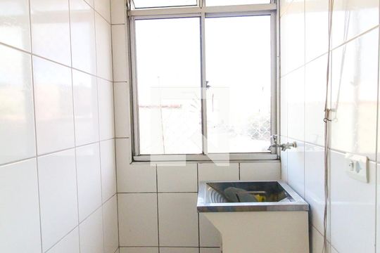Área de Serviço de apartamento para alugar com 2 quartos, 46m² em Vila Nova Curuca, São Paulo