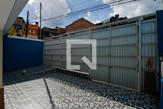 Garagem de casa para alugar com 1 quarto, 73m² em Jardim Paraiso, Guarulhos