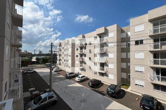 Vista quarto 2 de apartamento para alugar com 2 quartos, 47m² em Santo Afonso, Novo Hamburgo