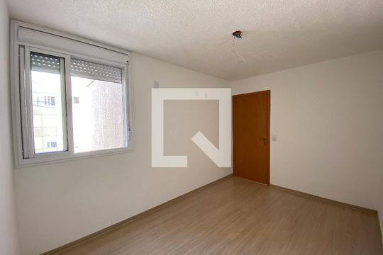 Quarto 2 de apartamento para alugar com 2 quartos, 47m² em Santo Afonso, Novo Hamburgo