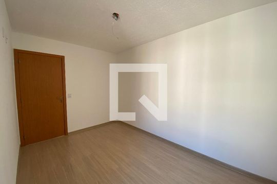 Quarto 2 de apartamento para alugar com 2 quartos, 47m² em Santo Afonso, Novo Hamburgo