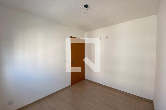 Quarto 1 de apartamento para alugar com 2 quartos, 47m² em Santo Afonso, Novo Hamburgo