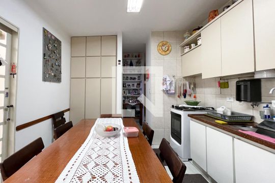 Cozinha de casa à venda com 2 quartos, 200m² em Paulicéia, São Bernardo do Campo