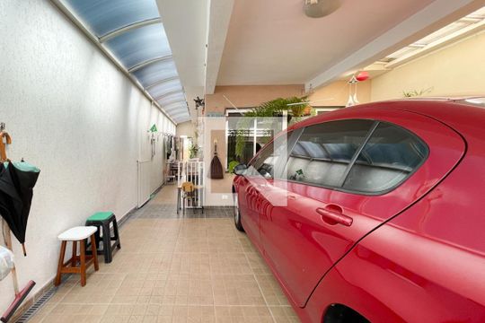 Garagem de casa à venda com 2 quartos, 200m² em Paulicéia, São Bernardo do Campo