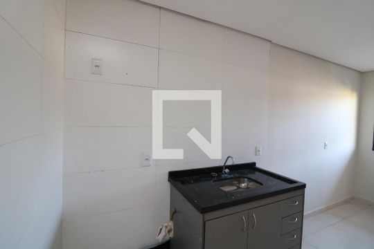 Cozinha de apartamento para alugar com 2 quartos, 38m² em Aricanduva, São Paulo
