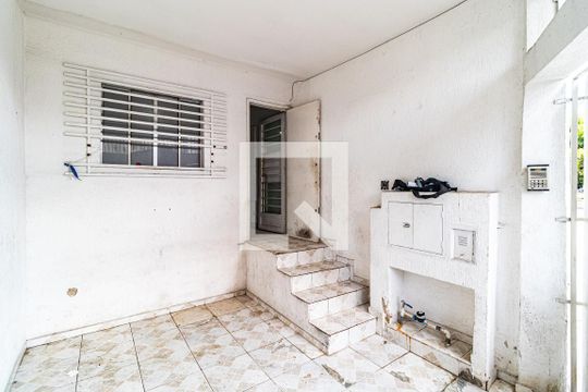 Garagem de casa para alugar com 4 quartos, 125m² em Vila Lageado, São Paulo