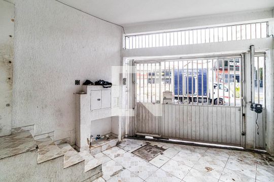 Garagem de casa para alugar com 4 quartos, 125m² em Vila Lageado, São Paulo