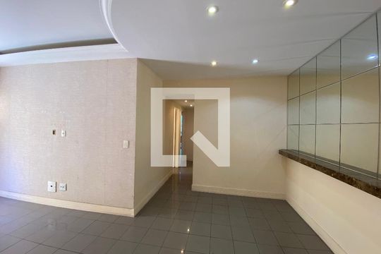Sala de apartamento à venda com 4 quartos, 120m² em Méier, Rio de Janeiro