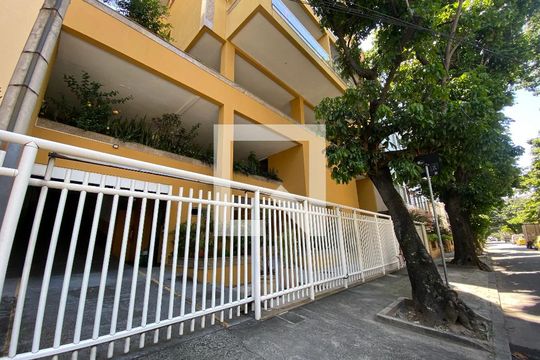 Fachada de apartamento à venda com 4 quartos, 120m² em Méier, Rio de Janeiro