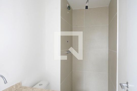 Banheiro de apartamento à venda com 2 quartos, 40m² em Vila São José, São Paulo