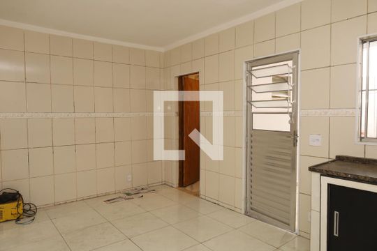 Cozinha de casa à venda com 2 quartos, 160m² em Vila Taquari, São Paulo