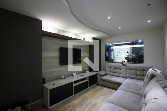 Casa à venda com 3 quartos, 236m² em Vila Jupiter, São Bernardo do Campo