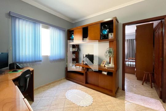Escritório - Casa 1 de casa à venda com 5 quartos, 255m² em Nova Petrópolis, São Bernardo do Campo