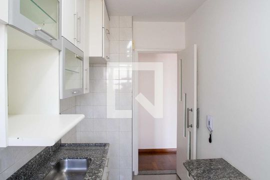 Cozinha de apartamento para alugar com 2 quartos, 64m² em Centro, Diadema