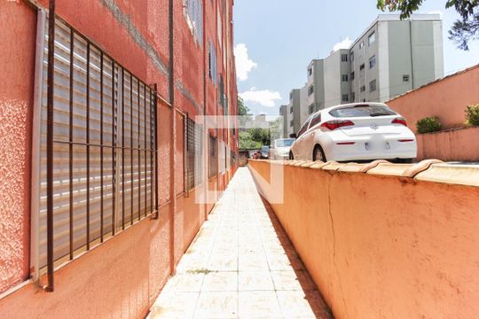 Área Comum de apartamento para alugar com 2 quartos, 57m² em Conjunto Residencial José Bonifácio, São Paulo