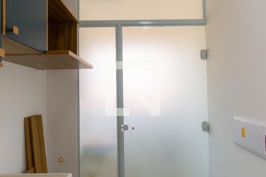 Cozinha de kitnet/studio para alugar com 1 quarto, 27m² em Jardim Independência (são Paulo), São Paulo