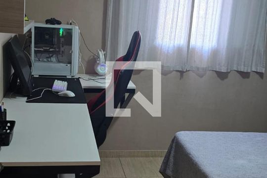 Quarto 1 de casa à venda com 3 quartos, 325m² em Vila Josefina, Jundiaí