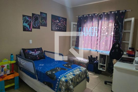 Quarto 3 de casa à venda com 3 quartos, 325m² em Vila Josefina, Jundiaí
