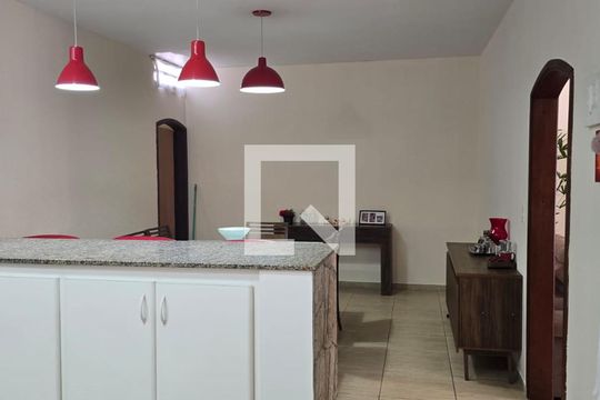 Cozinha de casa à venda com 3 quartos, 325m² em Vila Josefina, Jundiaí