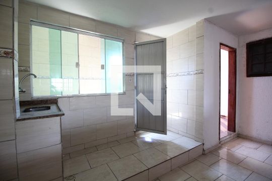 Cozinha de casa para alugar com 2 quartos, 60m² em Curicica, Rio de Janeiro