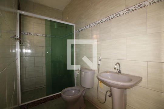 Banheiro de casa para alugar com 2 quartos, 60m² em Curicica, Rio de Janeiro
