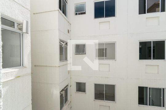 Vista do Quarto 2 de apartamento para alugar com 2 quartos, 43m² em Brás de Pina, Rio de Janeiro